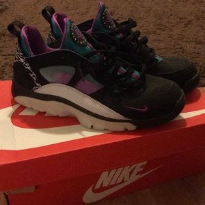 Nike Air Trainer Huarache Low
